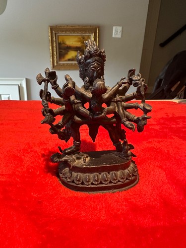 Antique chinese bronze - bronze, statue