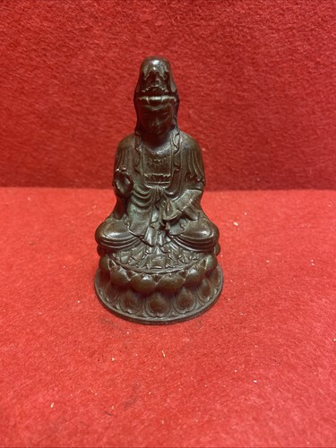 Antique bronze buddha - buddha, guan